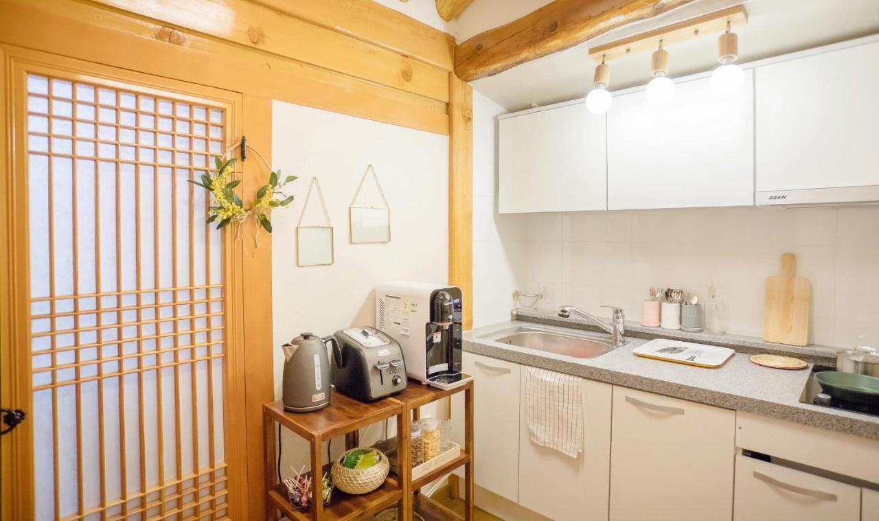 Hostel Vanilla 3 Suite Dongdaemun Seoul Exterior photo